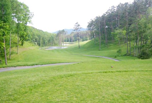 OUT No.3 ティーグラウンド